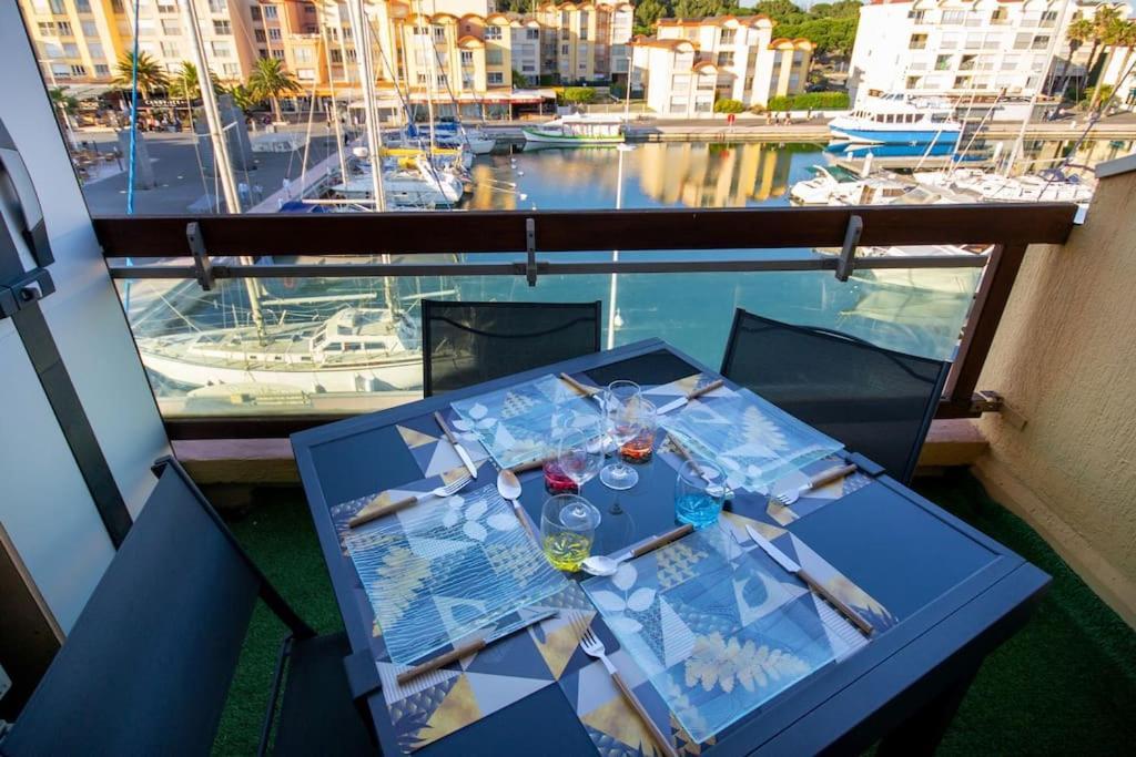 Mer Veilleuse Gruissan - Clim - Piscine Bagian luar foto