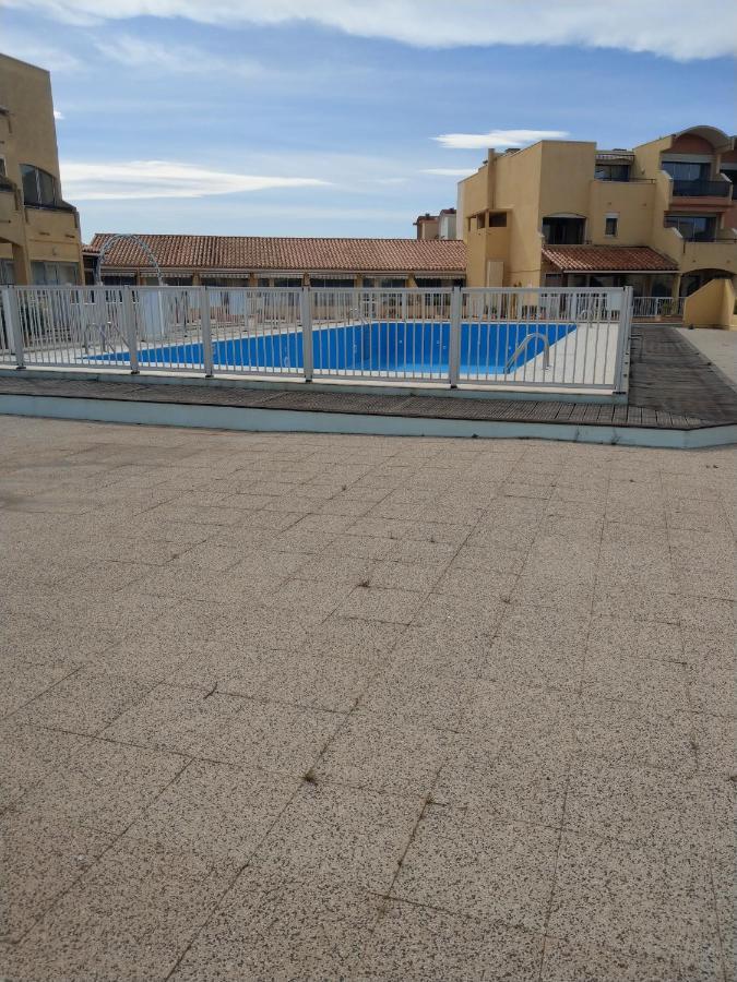 Mer Veilleuse Gruissan - Clim - Piscine Bagian luar foto